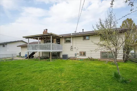 Exterior - 14104 E Sharp Ave, Spokane Valley, WA 99216 photo 10 of 15
