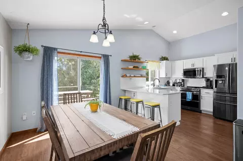 Dining - 14706 E Queen Ave, Spokane Valley, WA 99216 photo 2 of 2