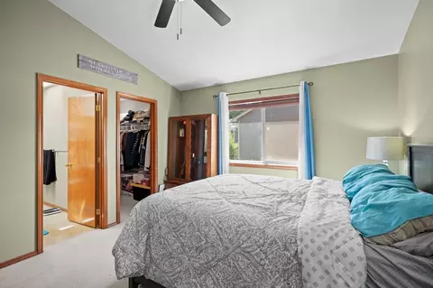 Bedroom - 14706 E Queen Ave, Spokane Valley, WA 99216 photo 2 of 5