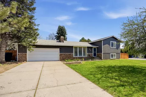 2021 S Calvin Rd, Veradale, WA 99037