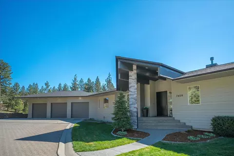 Exterior - 7409 E 44th Ave, Spokane, WA 99223 photo 2 of 10