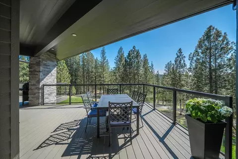 Exterior - 7409 E 44th Ave, Spokane, WA 99223 photo 3 of 10