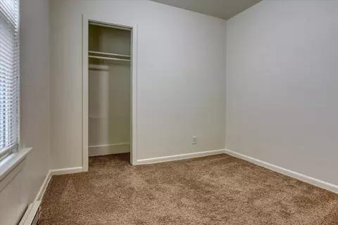 Bedroom - 618 E 23rd Ave, Spokane, WA 99203 photo 4 of 4