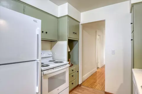 Kitchen - 618 E 23rd Ave, Spokane, WA 99203 photo 3 of 3