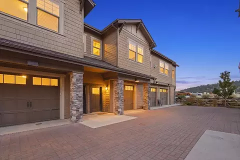 24493 E Pinnacle Ct UNIT E, Liberty Lake, WA 99019
