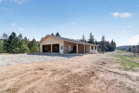 4435 Whittier Rd, Clayton, WA 99110