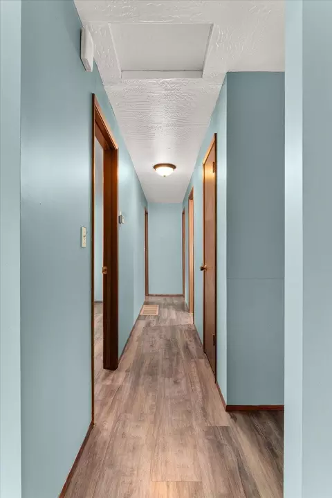 Entry Way - 6 E Wild Rose Rd, Colbert, WA 99005 photo 2 of 4