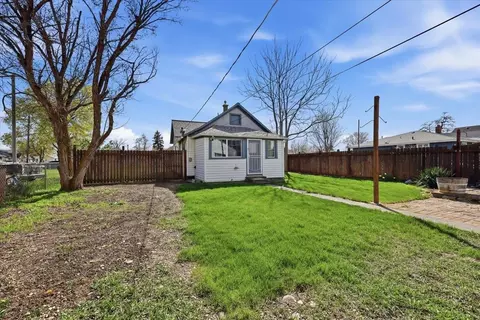 Exterior - 2223 E Sharp Ave, Spokane, WA 99202 photo 3 of 5