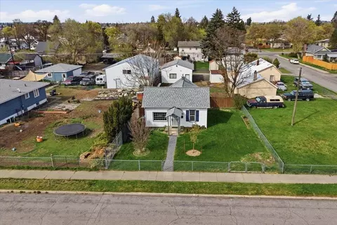 View/Area - 2223 E Sharp Ave, Spokane, WA 99202 photo 1 of 9
