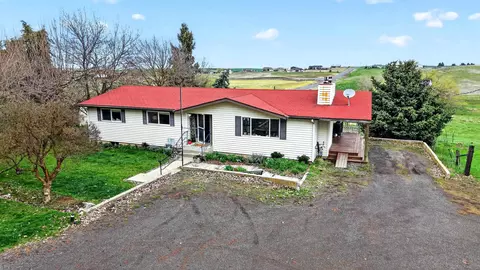27164 N Gunning Rd, Davenport, WA 99122