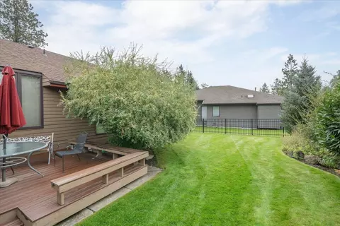 Exterior - 704 E High Dr, Spokane, WA 99203 photo 7 of 10