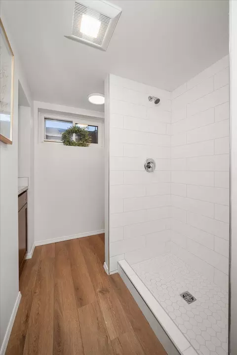 Bath - 11603 E Main Ave, Spokane, WA 99206 photo 2 of 3