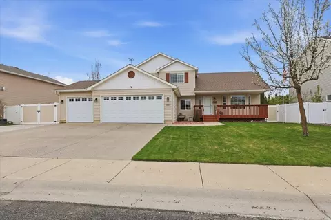 810 E Collin Ave, Medical Lake, WA 99022