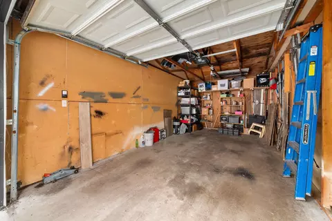 Exterior - 306 E Weile Ave UNIT 2, Spokane, WA 99208 photo 4 of 6