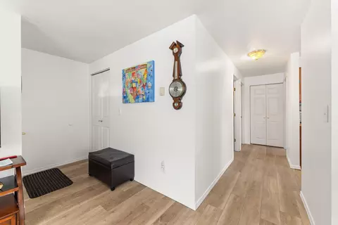Entry Way - 306 E Weile Ave UNIT 2, Spokane, WA 99208 photo 3 of 3