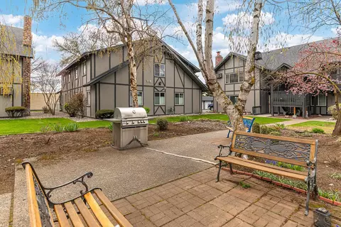 Exterior - 306 E Weile Ave UNIT 2, Spokane, WA 99208 photo 6 of 6