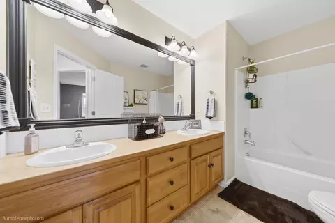Bath - 17205 E Morningside Ln, Spokane Valley, WA 99016 photo 5 of 5