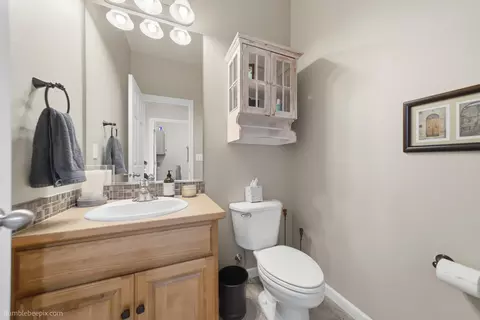Bath - 17205 E Morningside Ln, Spokane Valley, WA 99016 photo 1 of 5