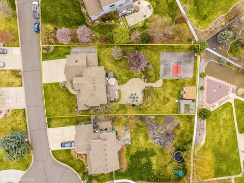 View/Area - 17205 E Morningside Ln, Spokane Valley, WA 99016 photo 1 of 2