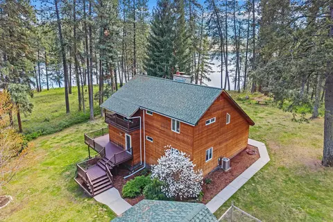 61 Columbia Dr, Kettle Falls, WA 99141