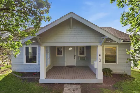 412 S Mill St, Colfax, WA 99111