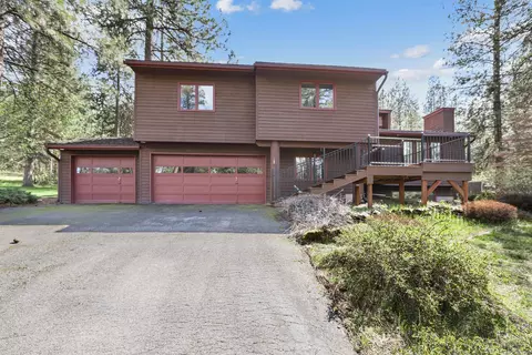 15010 E Shelly Ct, Veradale, WA 99037