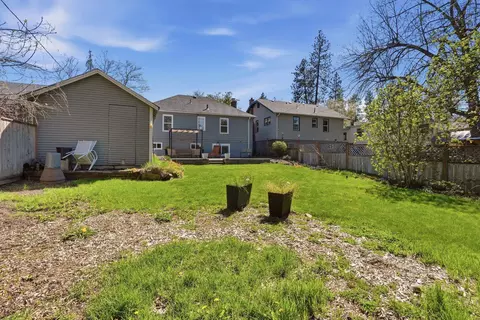 Exterior - 3023 E 16th Ave, Spokane, WA 99223 photo 5 of 8