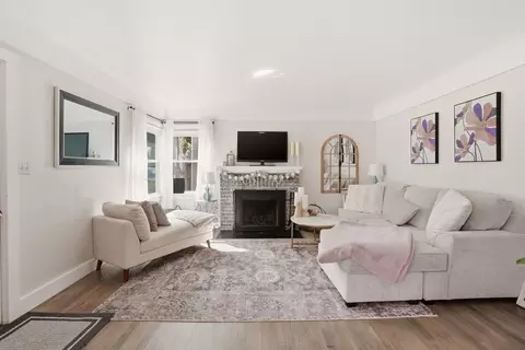 Living - 3023 E 16th Ave, Spokane, WA 99223 photo 2 of 2