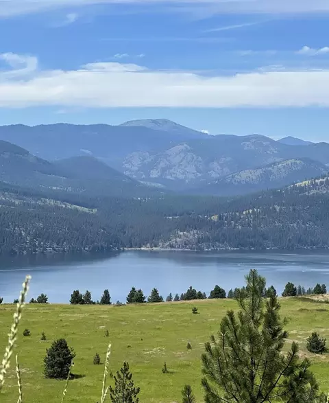 2069 S A S Johnson Rd, Rice, WA 99167