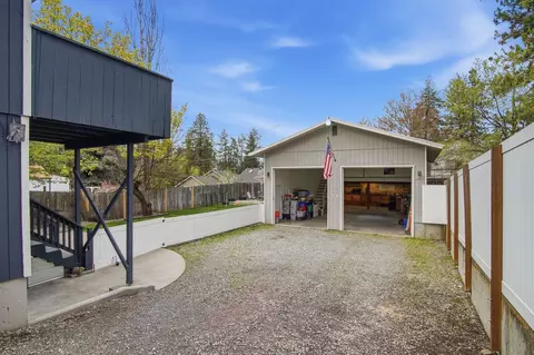 Exterior - 4011 E 12th Ave, Spokane, WA 99202 photo 3 of 7