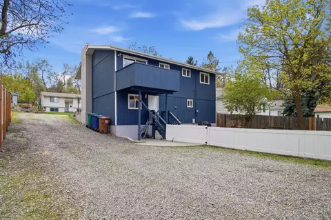 Exterior - 4011 E 12th Ave, Spokane, WA 99202 photo 6 of 7