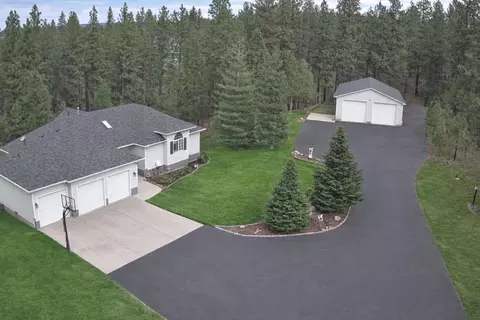 1807 S Deep Creek Ct, Medical Lake, WA 99022