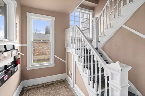 Entry Way - 802 E Baldwin Ave, Spokane, WA 99207 photo 4 of 6