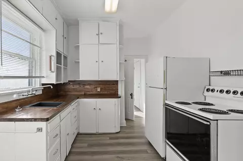 Kitchen - 802 E Baldwin Ave, Spokane, WA 99207 photo 1 of 6