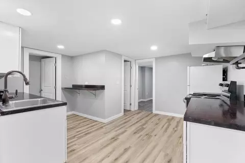 Entry Way - 802 E Baldwin Ave, Spokane, WA 99207 photo 5 of 6