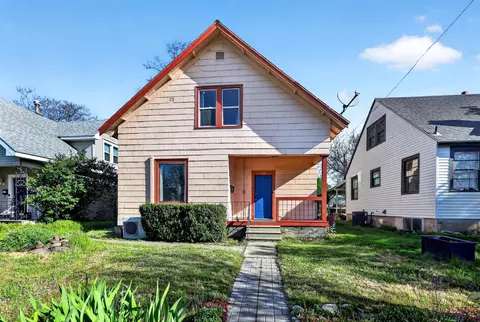 2202 W College Ave, Spokane, WA 99201