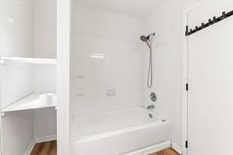Bath - 2724 E 4th Ave, Spokane, WA 99202 photo 4 of 4