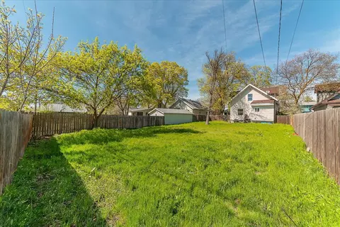 Exterior - 2724 E 4th Ave, Spokane, WA 99202 photo 10 of 14