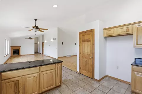 Living - 17543 S Smythe Rd, Spokane, WA 99224 photo 3 of 5