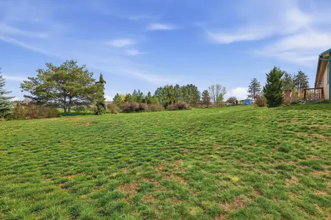 Exterior - 17543 S Smythe Rd, Spokane, WA 99224 photo 12 of 14