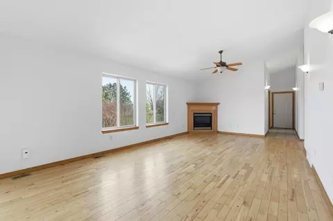 Living - 17543 S Smythe Rd, Spokane, WA 99224 photo 4 of 5
