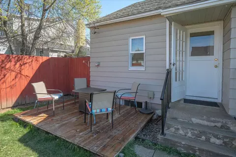 Exterior - 541 E Hoffman Ave, Spokane, WA 99207 photo 7 of 11
