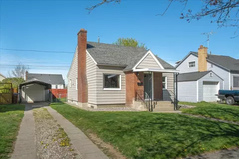 Exterior - 541 E Hoffman Ave, Spokane, WA 99207 photo 2 of 11