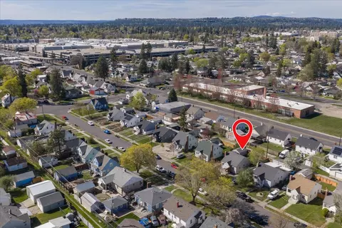 View/Area - 541 E Hoffman Ave, Spokane, WA 99207 photo 3 of 8