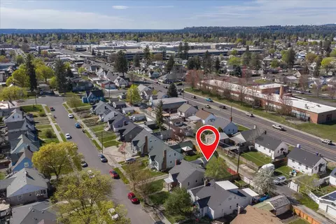 View/Area - 541 E Hoffman Ave, Spokane, WA 99207 photo 4 of 8