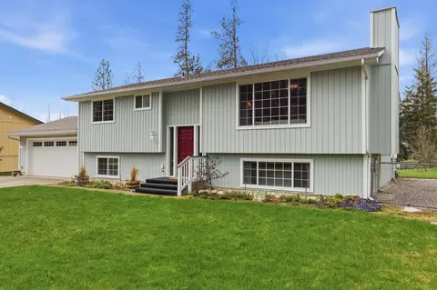 323 Eleventh St, Deer Park, WA 99006