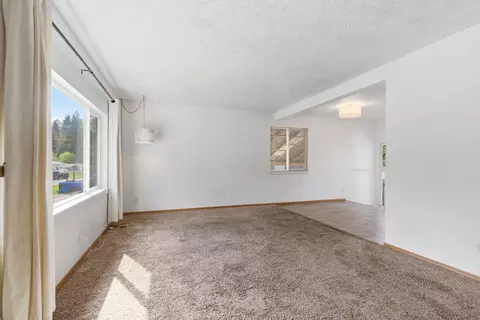 Living - 3711 E 12th Ave, Spokane, WA 99202 photo 1 of 3