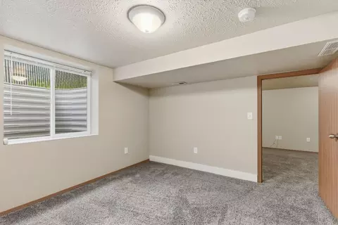 Bedroom - 3711 E 12th Ave, Spokane, WA 99202 photo 6 of 8