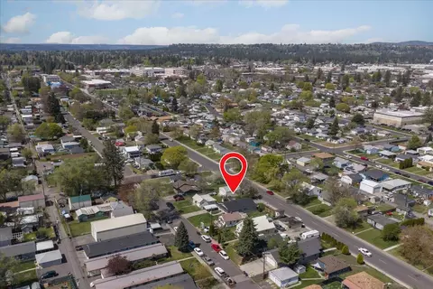 View/Area - 820 E Rowan Ave, Spokane, WA 99207 photo 7 of 10