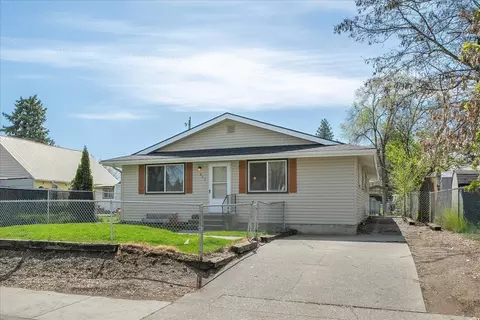 820 E Rowan Ave, Spokane, WA 99207